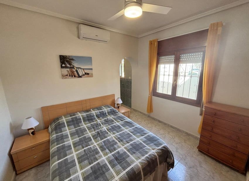 2 soverom Villa til salgs i Ciudad Quesada med svømmebasseng - € 225 000 (Ref: 9763891)