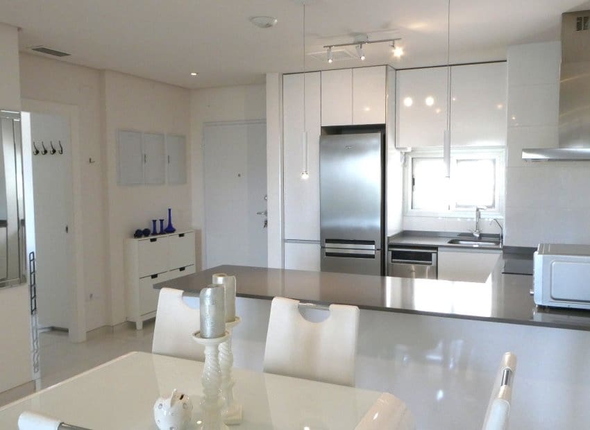 2 slaapkamer Penthouse te koop in Villamartin met zwembad garage - € 359.000 (Ref: 9777079)