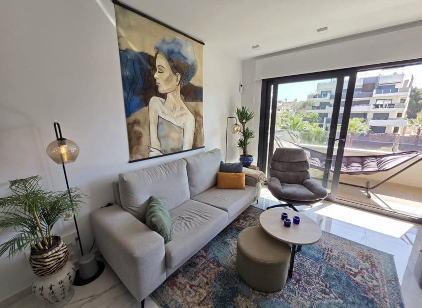 2 chambre Appartement à vendre à Los Altos avec piscine garage - 299 900 € (Ref: 9778979)