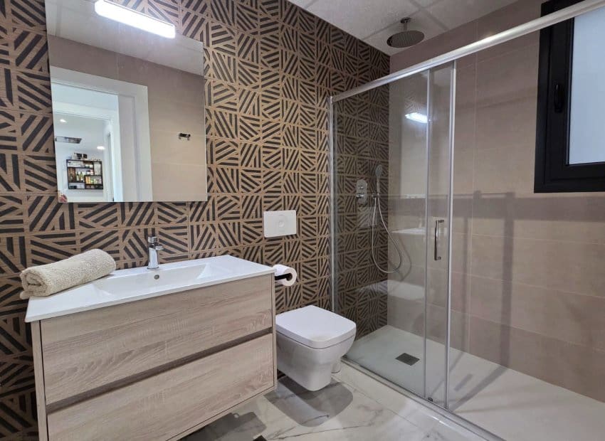 2 chambre Appartement à vendre à Los Altos avec piscine garage - 299 900 € (Ref: 9778979)