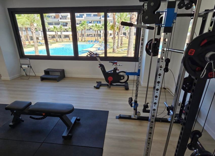 2 chambre Appartement à vendre à Los Altos avec piscine garage - 299 900 € (Ref: 9778979)