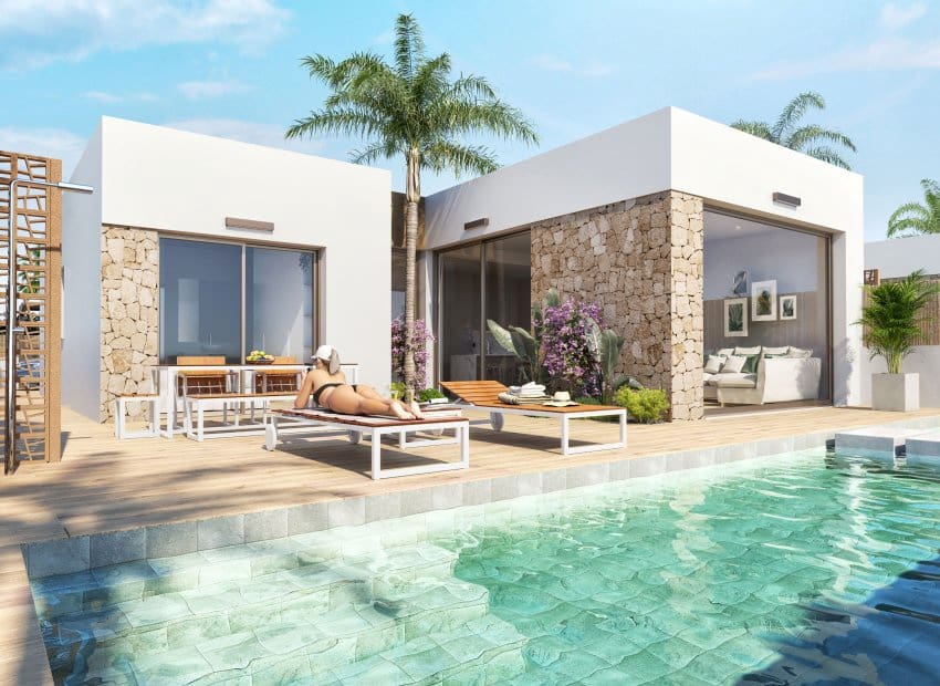 3 soveværelse Villa til salg i Los Alcazares med swimmingpool garage - € 565.000 (Ref: 9800216)