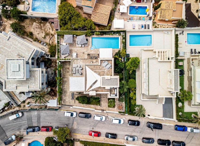 6 bedroom Villa for sale in La Zenia with pool garage - € 2,950,000 (Ref: 9800241)