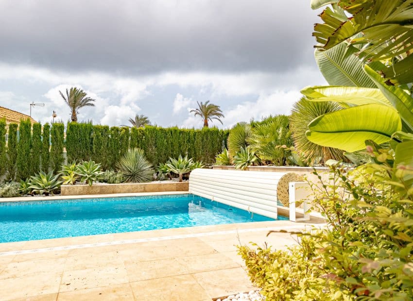 6 bedroom Villa for sale in La Zenia with pool garage - € 2,950,000 (Ref: 9800241)