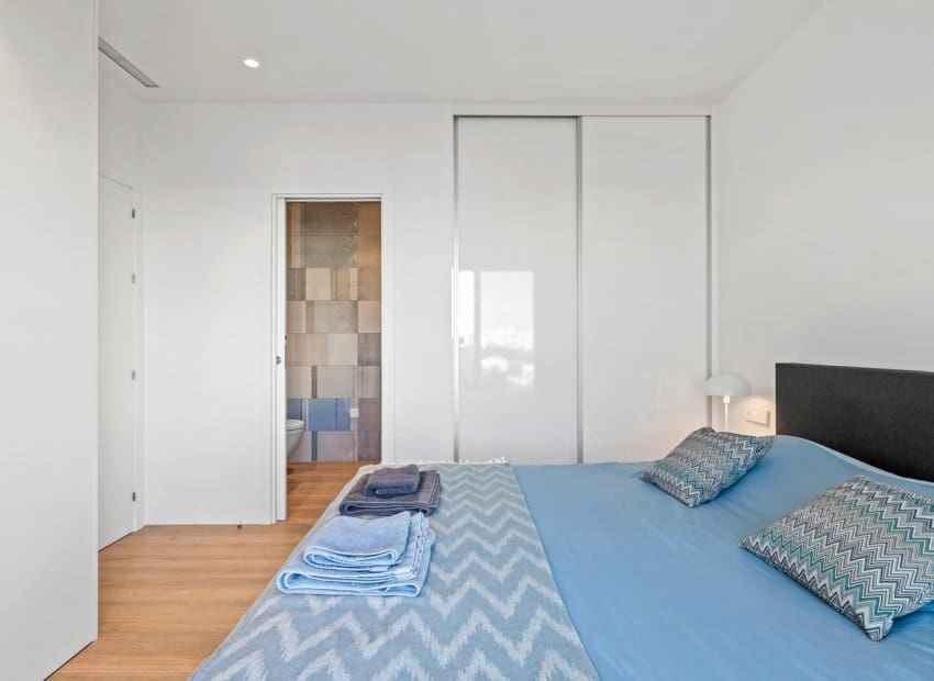 2 quarto Apartamento para venda em Las Colinas Golf com piscina garagem - 460 000 € (Ref: 9800243)