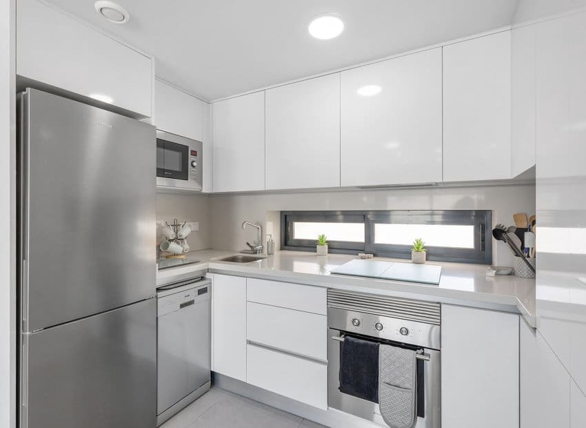 Apartamento de 2 habitaciones en Villamartin en venta con piscina garaje - 289.900 € (Ref: 9800245)