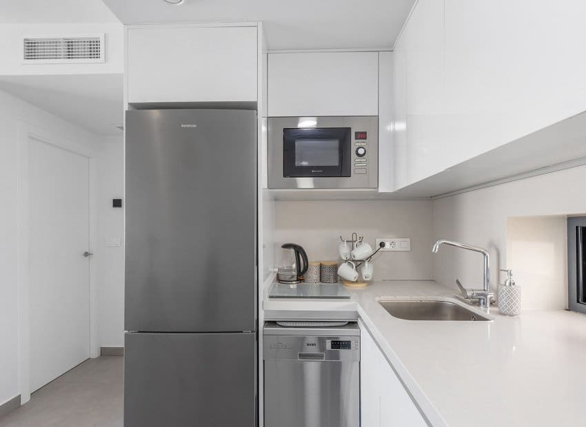 Apartamento de 2 habitaciones en Villamartin en venta con piscina garaje - 289.900 € (Ref: 9800245)