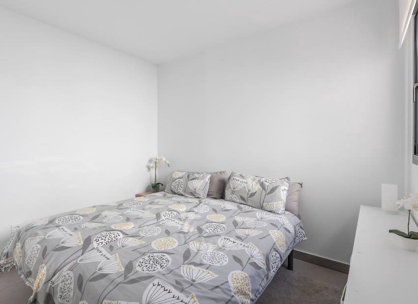 Apartamento de 2 habitaciones en Villamartin en venta con piscina garaje - 289.900 € (Ref: 9800245)