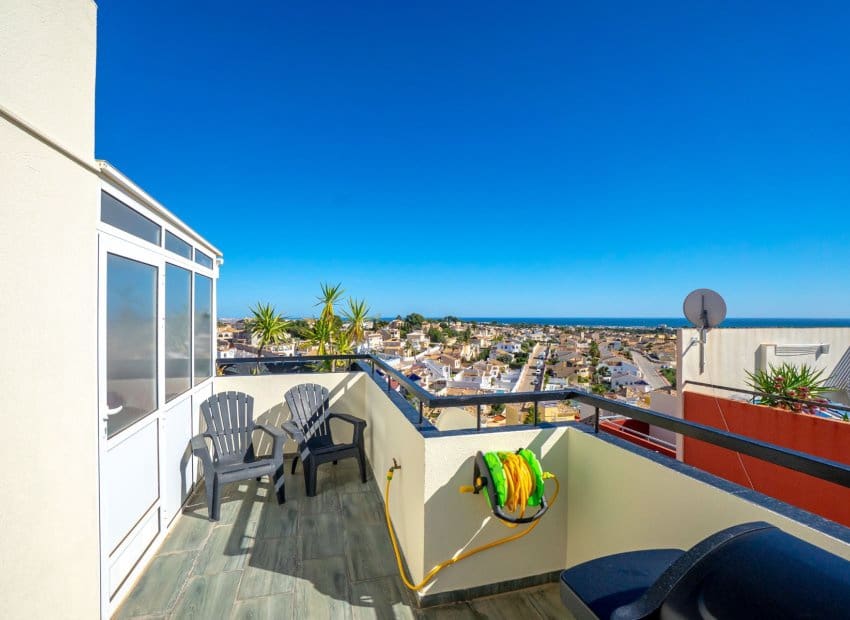 3 camera da letto Casa in vendita in Villamartin con piscina - 288.000 € (Rif: 9800246)