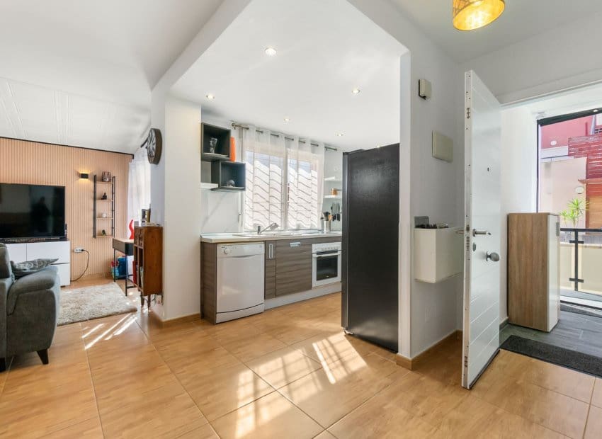 3 camera da letto Casa in vendita in Villamartin con piscina - 288.000 € (Rif: 9800246)