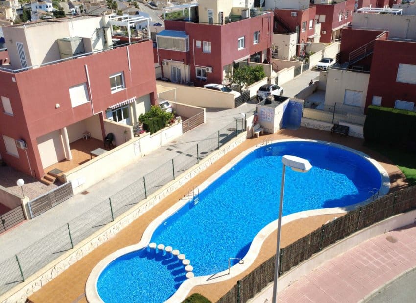 3 camera da letto Casa in vendita in Villamartin con piscina - 288.000 € (Rif: 9800246)