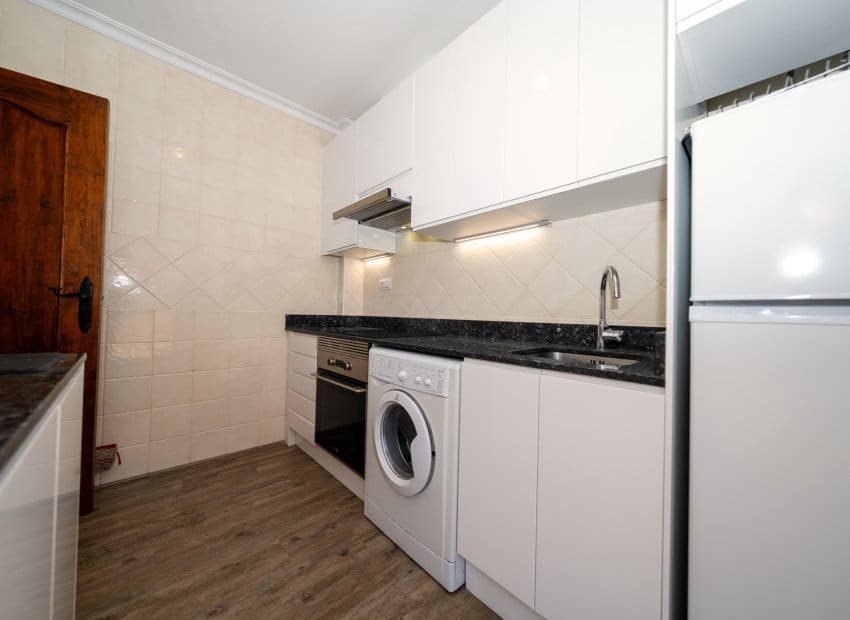 3 soveværelse Villa til salg i Playa Flamenca med swimmingpool garage - € 269.950 (Ref: 9800247)