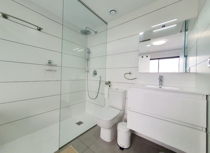 2 makuuhuone Huoneisto myytävänä paikassa Villamartin mukana uima-altaan 
autotalli - 249 900 € (Ref: 9800249)