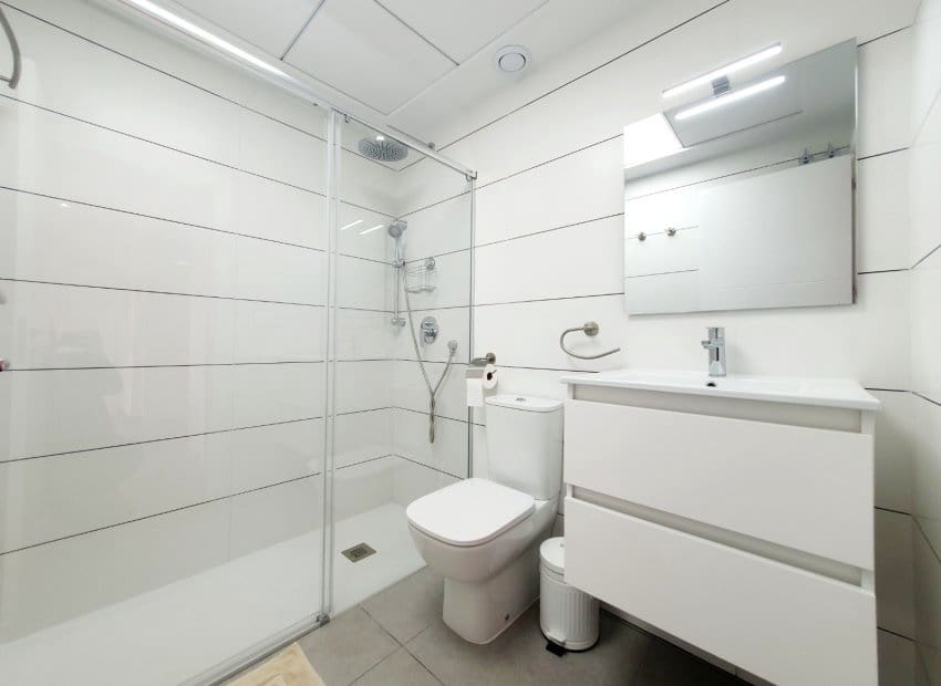 2 makuuhuone Huoneisto myytävänä paikassa Villamartin mukana uima-altaan 
autotalli - 249 900 € (Ref: 9800249)