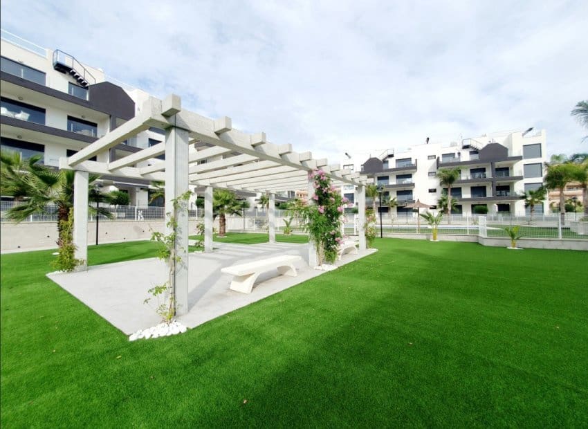 2 makuuhuone Huoneisto myytävänä paikassa Villamartin mukana uima-altaan 
autotalli - 249 900 € (Ref: 9800249)