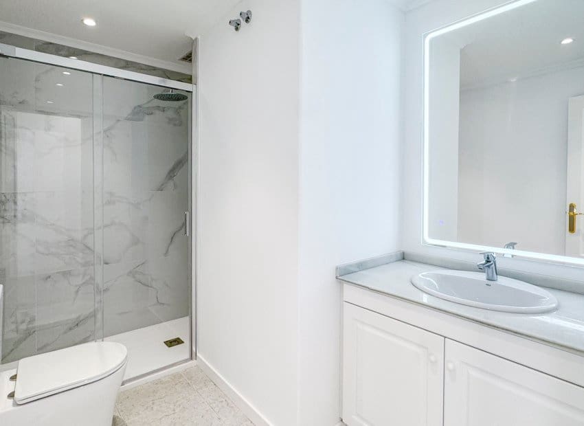 2 soveværelse Lejlighed til salg i Campoamor med swimmingpool - € 249.000 (Ref: 9800250)