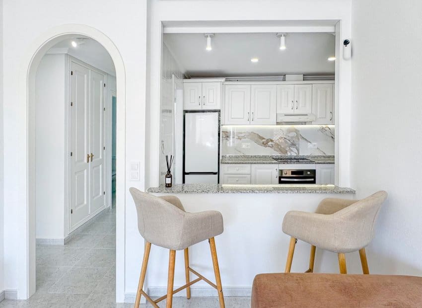 2 soveværelse Lejlighed til salg i Campoamor med swimmingpool - € 249.000 (Ref: 9800250)