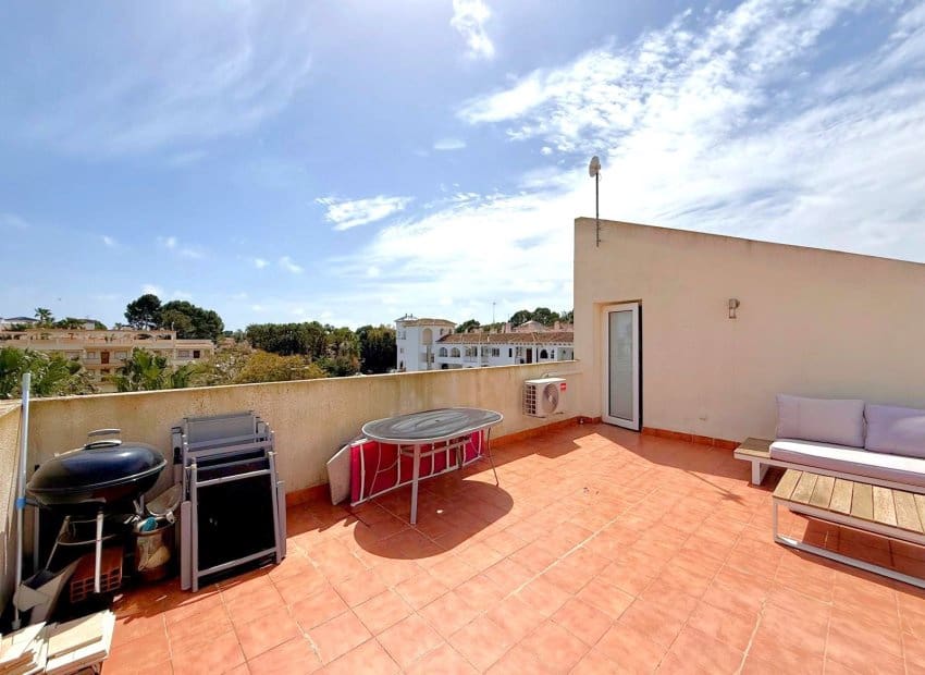 2 slaapkamer Appartement te koop in Villamartin met garage - € 245.000 (Ref: 9800251)