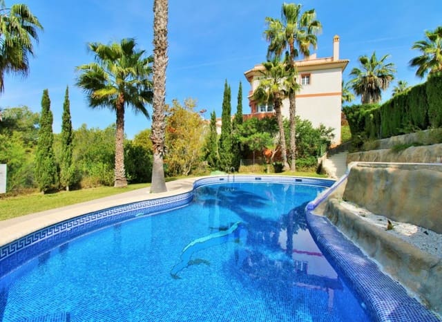 3 slaapkamer Huis te koop in Villamartin, Orihuela met zwembad - € 229.000 (Ref: 9800252)