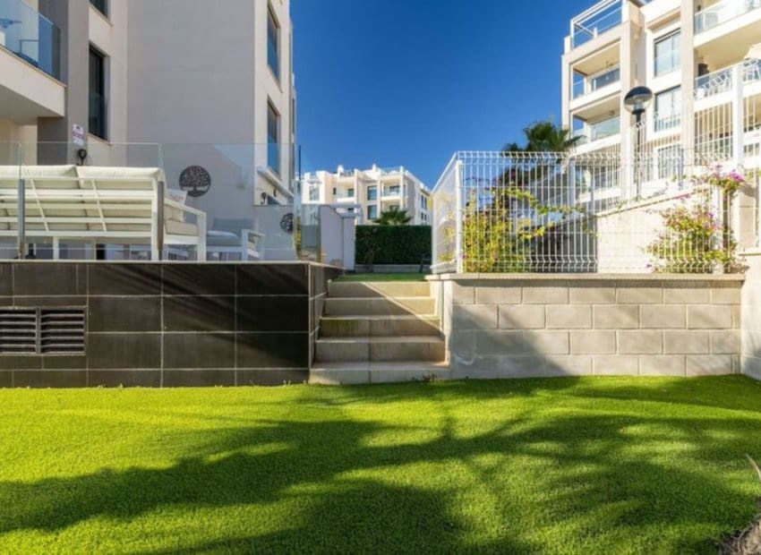 2 quarto Apartamento para venda em Villamartin com piscina garagem - 225 000 € (Ref: 9800253)