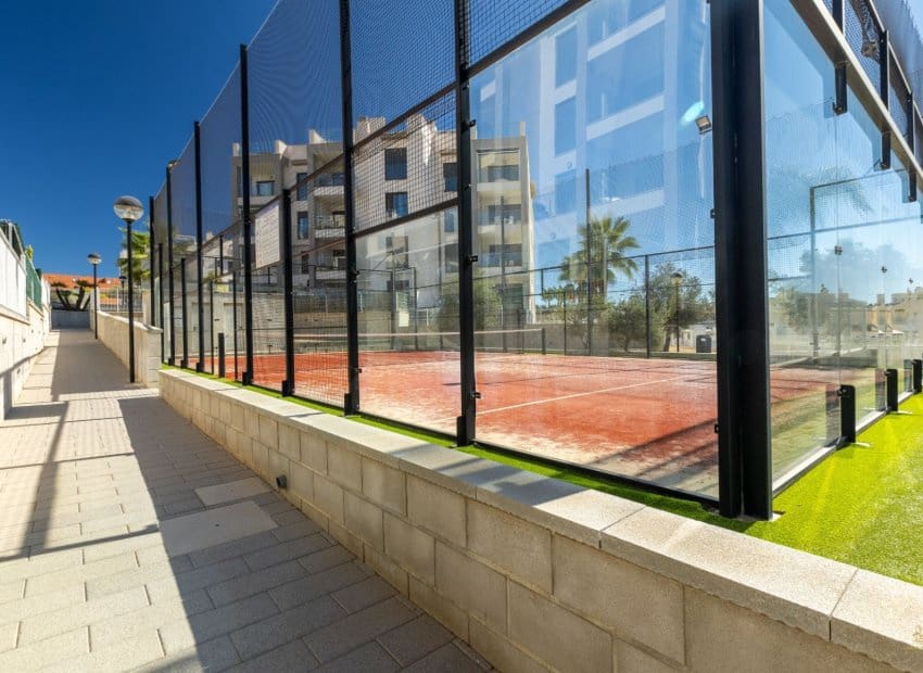 2 quarto Apartamento para venda em Villamartin com piscina garagem - 225 000 € (Ref: 9800253)