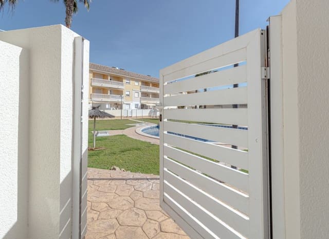 2 soverom Hus til salgs i Lomas de Cabo Roig - Los Dolses, Orihuela med svømmebasseng garasje - € 219 000 (Ref: 9800256)