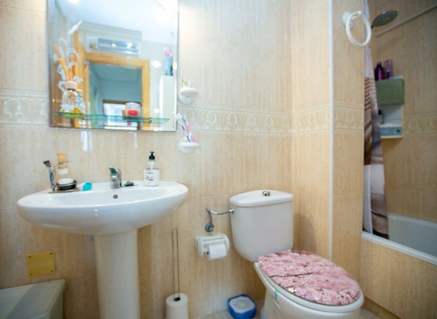 3 quarto Penthouse para venda em Playa Flamenca com piscina garagem - 219 000 € (Ref: 9800257)