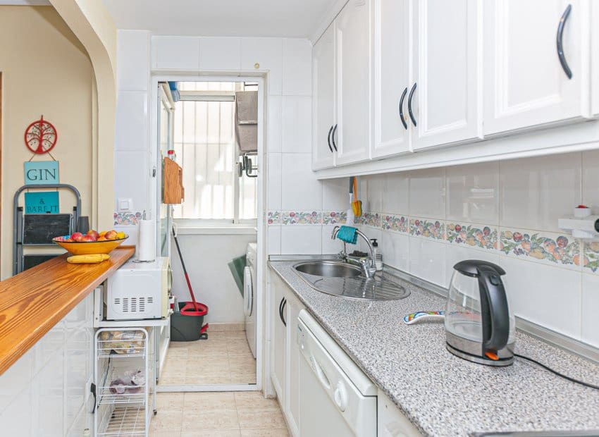 3 quarto Penthouse para venda em Playa Flamenca com piscina garagem - 219 000 € (Ref: 9800257)