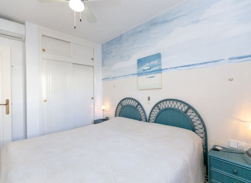 2 sypialnia Apartament na sprzedaż w Playa Flamenca z basenem garażem - 210 000 € (Ref: 9800258)