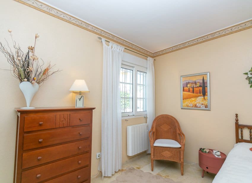 2 sypialnia Apartament na sprzedaż w Playa Flamenca z basenem garażem - 210 000 € (Ref: 9800258)