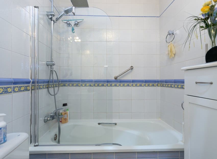 2 sypialnia Apartament na sprzedaż w Playa Flamenca z basenem garażem - 210 000 € (Ref: 9800258)