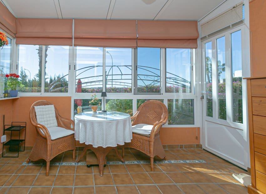 2 sypialnia Apartament na sprzedaż w Playa Flamenca z basenem garażem - 210 000 € (Ref: 9800258)