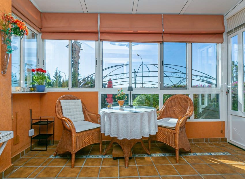 2 sypialnia Apartament na sprzedaż w Playa Flamenca z basenem garażem - 210 000 € (Ref: 9800258)