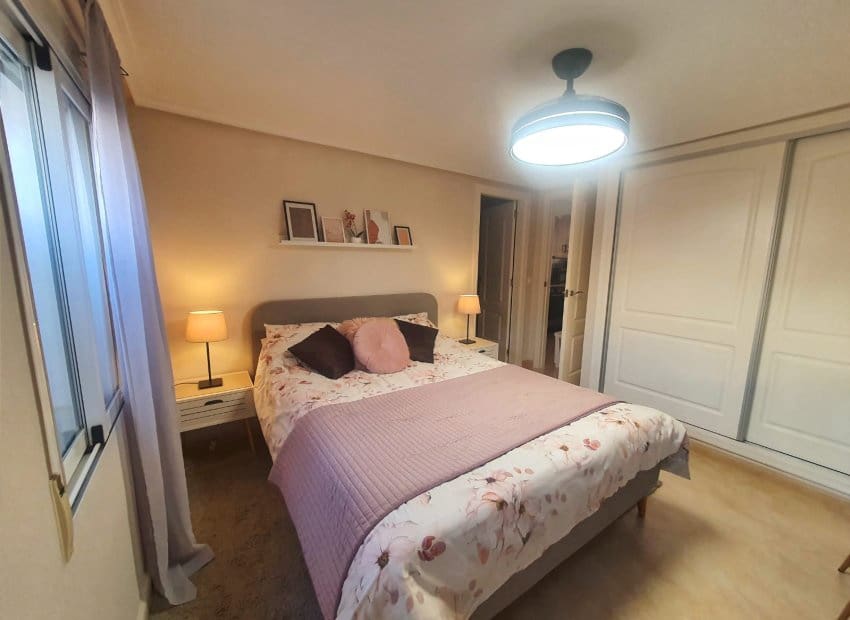 Chalet en Villamartin en venta con piscina garaje - 499.950 € (Ref: 9804735)