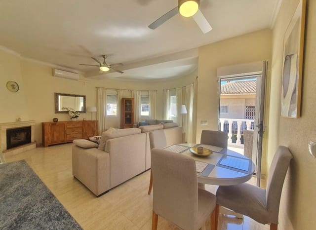 Chalet en Villamartin, Orihuela en venta con piscina garaje - 499.950 € (Ref: 9804735)