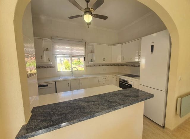 Chalet en Villamartin, Orihuela en venta con piscina garaje - 499.950 € (Ref: 9804735)