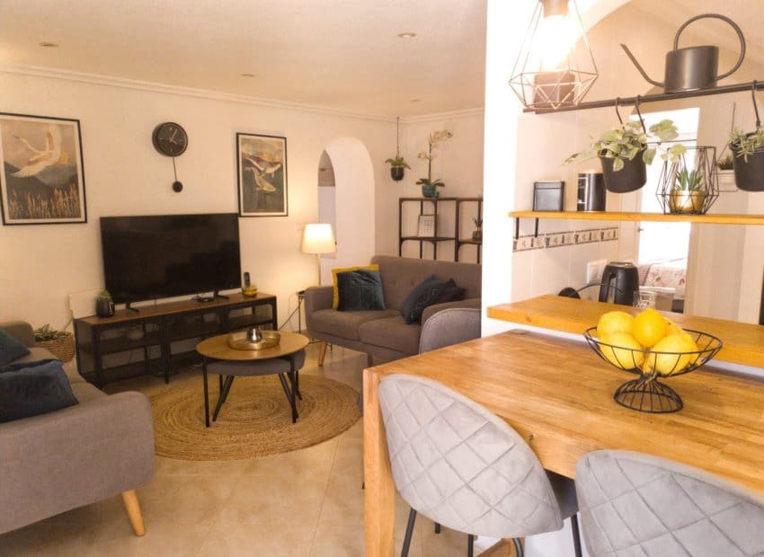 Chalet en Villamartin en venta con piscina garaje - 499.950 € (Ref: 9804735)