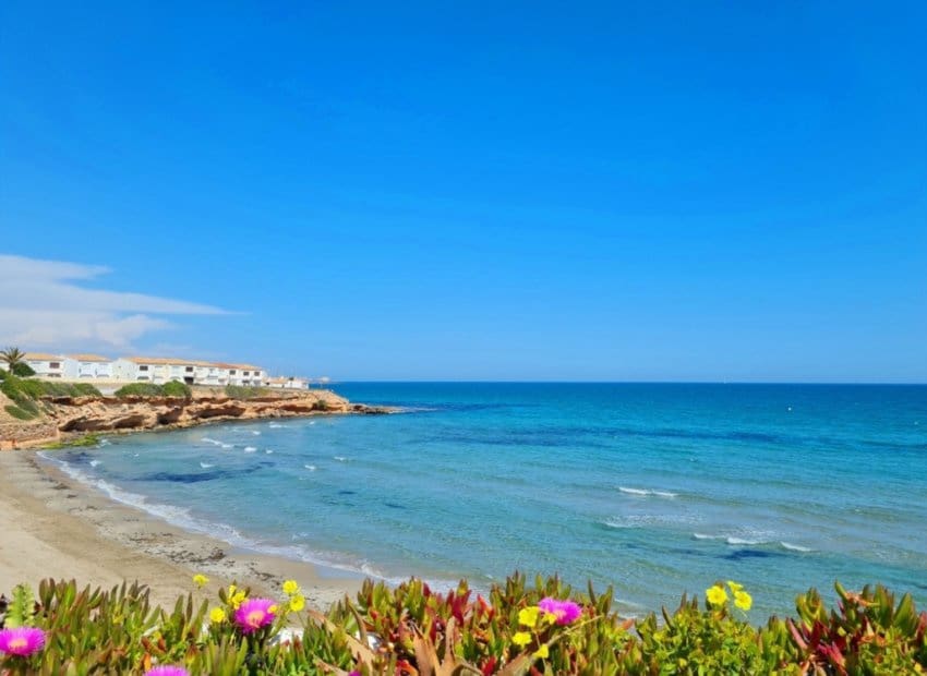 Chalet de 3 habitaciones en Los Dolses en venta con piscina garaje - 285.000 € (Ref: 9808310)