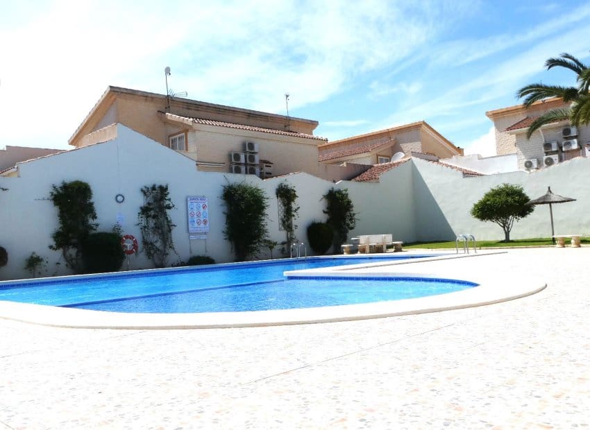 3 bedroom Villa for sale in Los Dolses with pool garage - € 349,500 (Ref: 9809768)