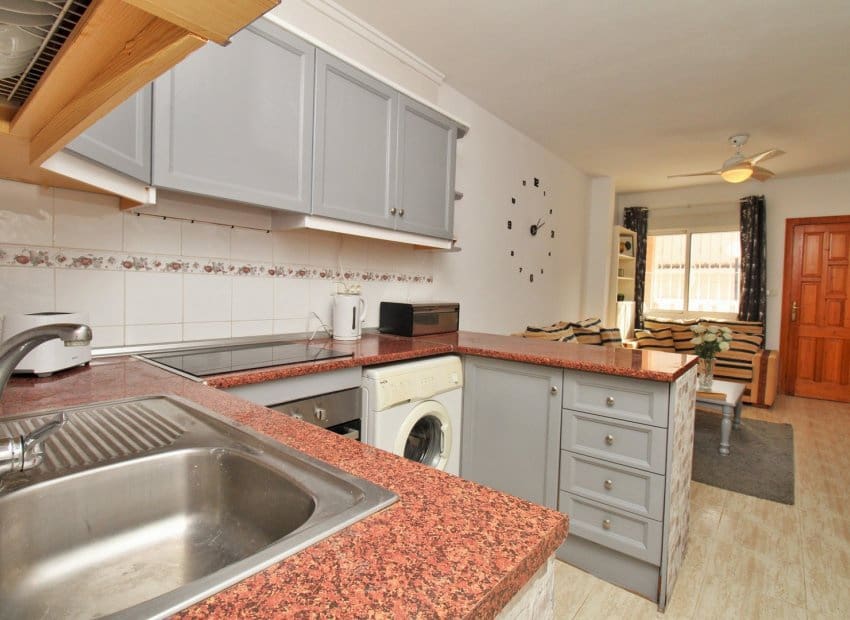 2 bedroom Apartment for sale in Villamartin with pool garage - € 144,000 (Ref: 9813907)