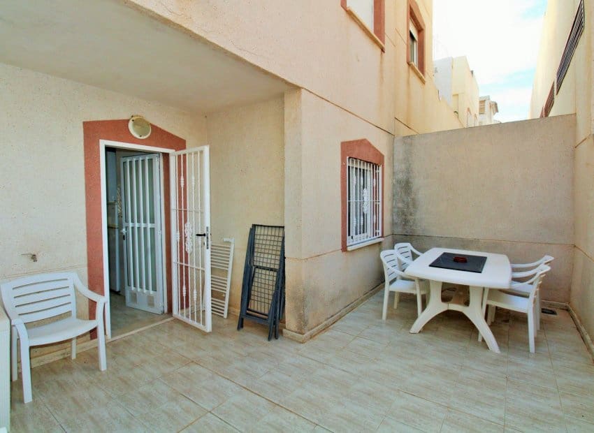 2 bedroom Apartment for sale in Villamartin with pool garage - € 144,000 (Ref: 9813907)