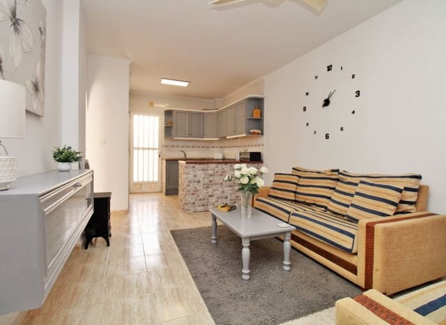 2 bedroom Apartment for sale in Villamartin, Orihuela with pool garage - € 144,000 (Ref: 9813907)