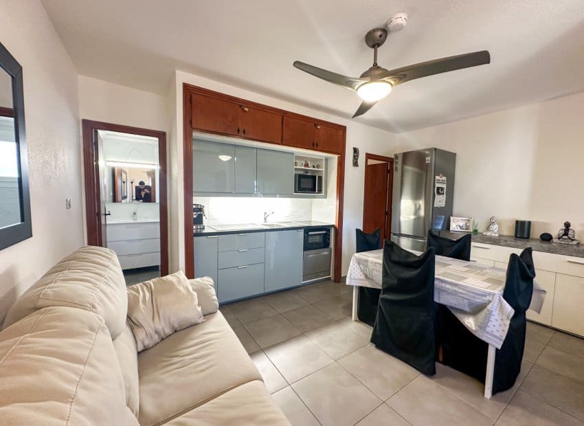 1 sovrum Lägenhet till salu i Villamartin med pool - 115 000 € (Ref: 9813908)