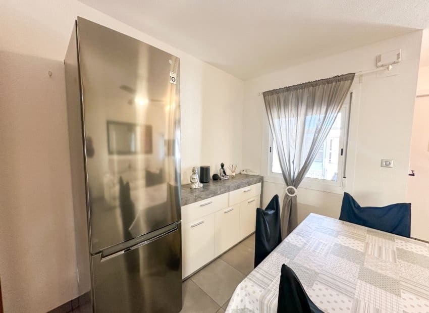 1 sovrum Lägenhet till salu i Villamartin med pool - 115 000 € (Ref: 9813908)