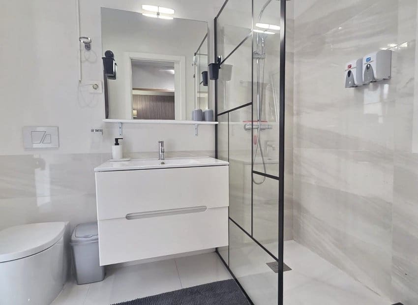 3 camera da letto Appartamento in vendita in Villamartin con piscina garage - 299.900 € (Rif: 9815185)