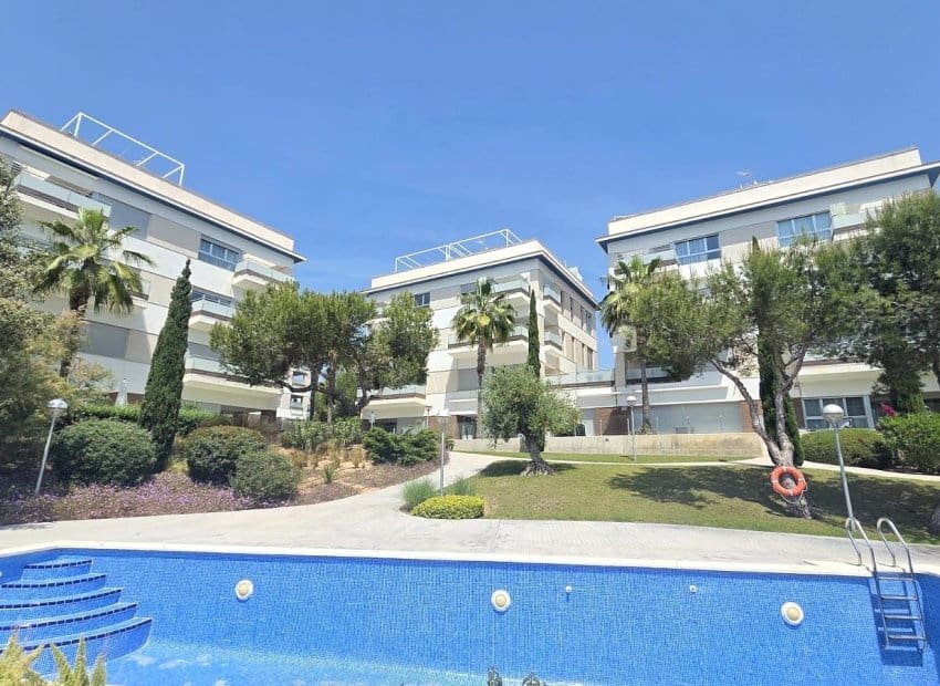 3 camera da letto Appartamento in vendita in Villamartin con piscina garage - 299.900 € (Rif: 9815185)