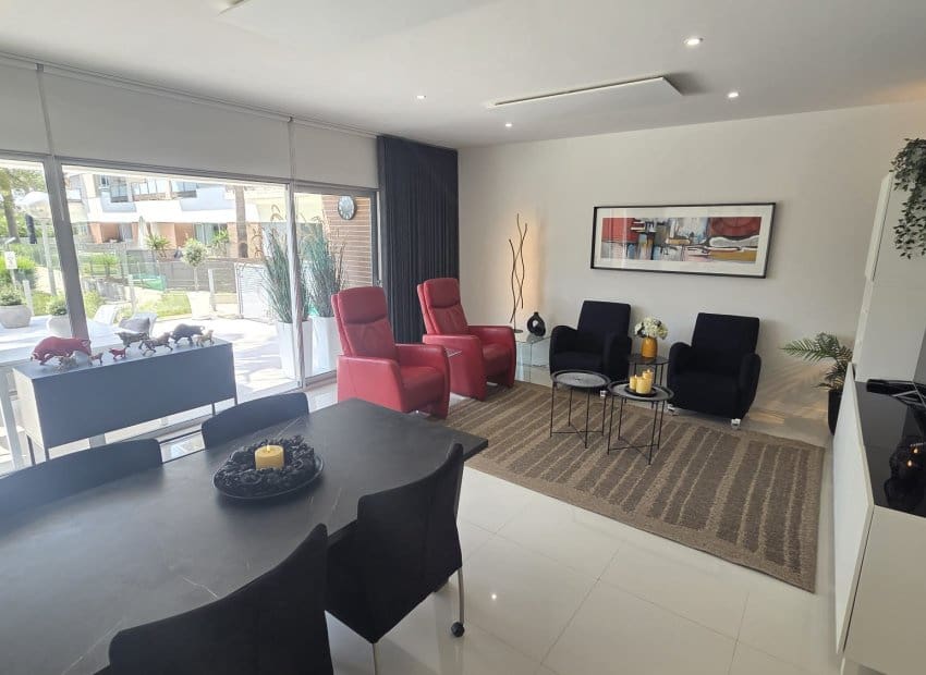 3 camera da letto Appartamento in vendita in Villamartin con piscina garage - 299.900 € (Rif: 9815185)