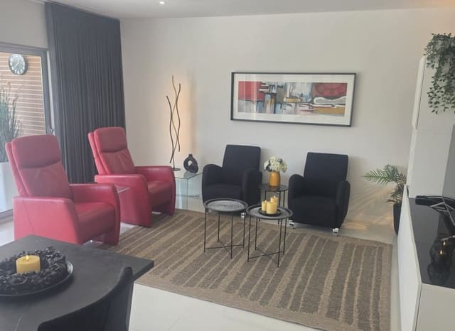 3 camera da letto Appartamento in vendita in Villamartin, Orihuela con piscina garage - 299.900 € (Rif: 9815185)