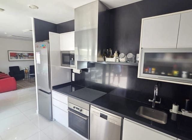3 camera da letto Appartamento in vendita in Villamartin, Orihuela con piscina garage - 299.900 € (Rif: 9815185)
