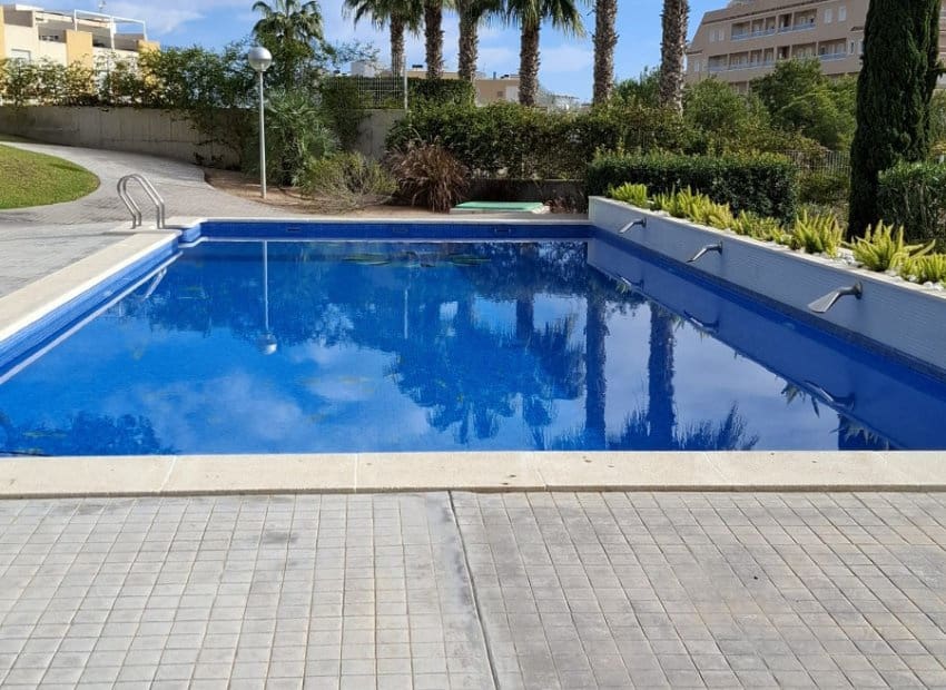 3 camera da letto Appartamento in vendita in Villamartin con piscina garage - 299.900 € (Rif: 9815185)